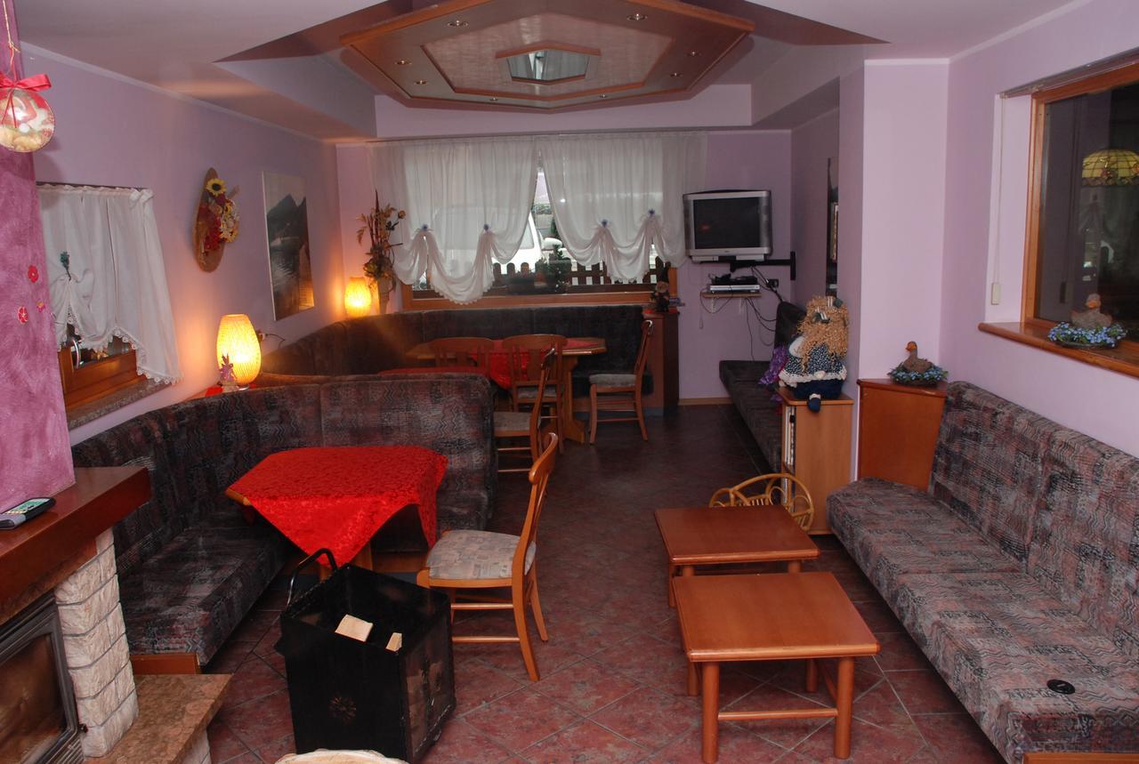 Albergo Ginevra Roncone Ngoại thất bức ảnh